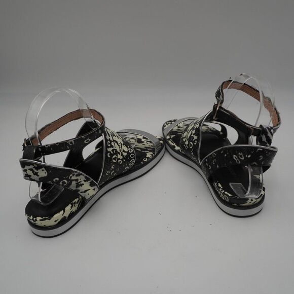 Pour La Victoire Sabina Ankle Strap Flat Sandals, Black/white/silver Size 7. - Picture 5 of 8